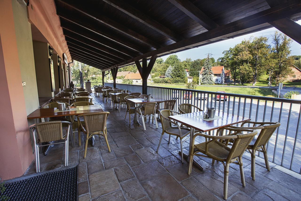 Hotel U Lípy Krusovice Exterior foto